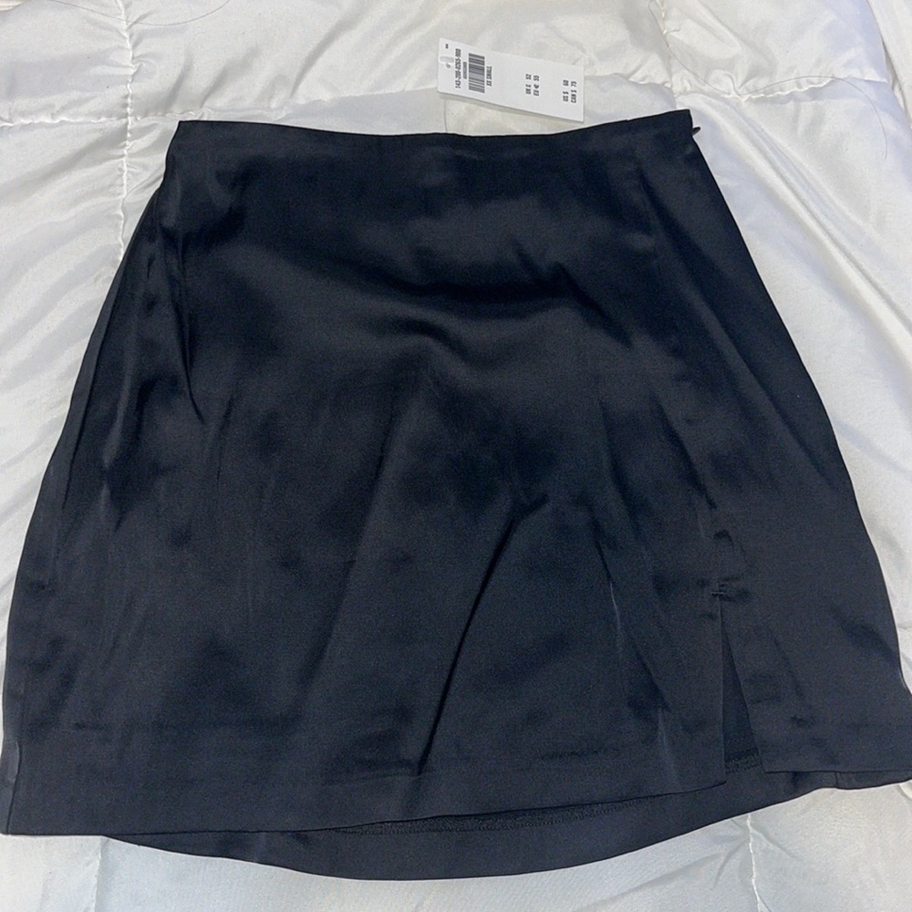 NWT Abercrombie Satin Skort